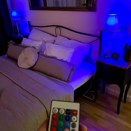 Audrey Hepburn Ii Location Cathedral View Air-conditioned *