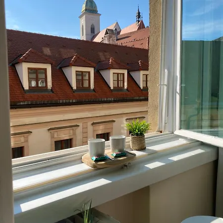 Apartamento Audrey Hepburn Ii Location Cathedral View Air-conditioned Bratislava